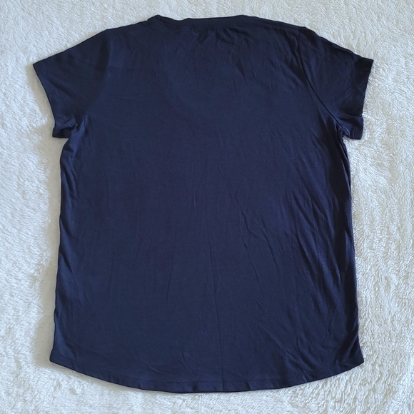 Vince Not-So-Basic Dark Cobalt Blueđź’™ Teeđź‘• - NWT - Picture 2 of 12